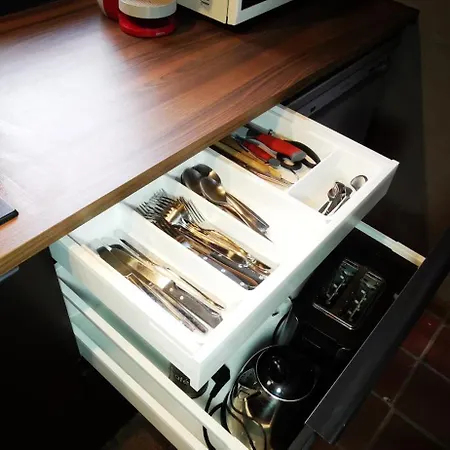 Maison Au Calme Dans Un Domaine Boise * Hastiere-par-dela