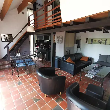 Maison Cosy Et Paisible En Ardenne Pres De La Meuse Casa de Férias *